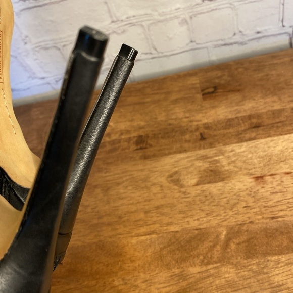 Vince Camuto Leather Fontanela Sexy Sleek Bootie Black Size 6.5 - Picture 12 of 16